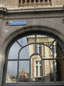 ...along Allies Avenue (Bondgenotenlaan)...